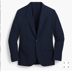 Ludlow Slimfit unstructured suit jacket seersucker